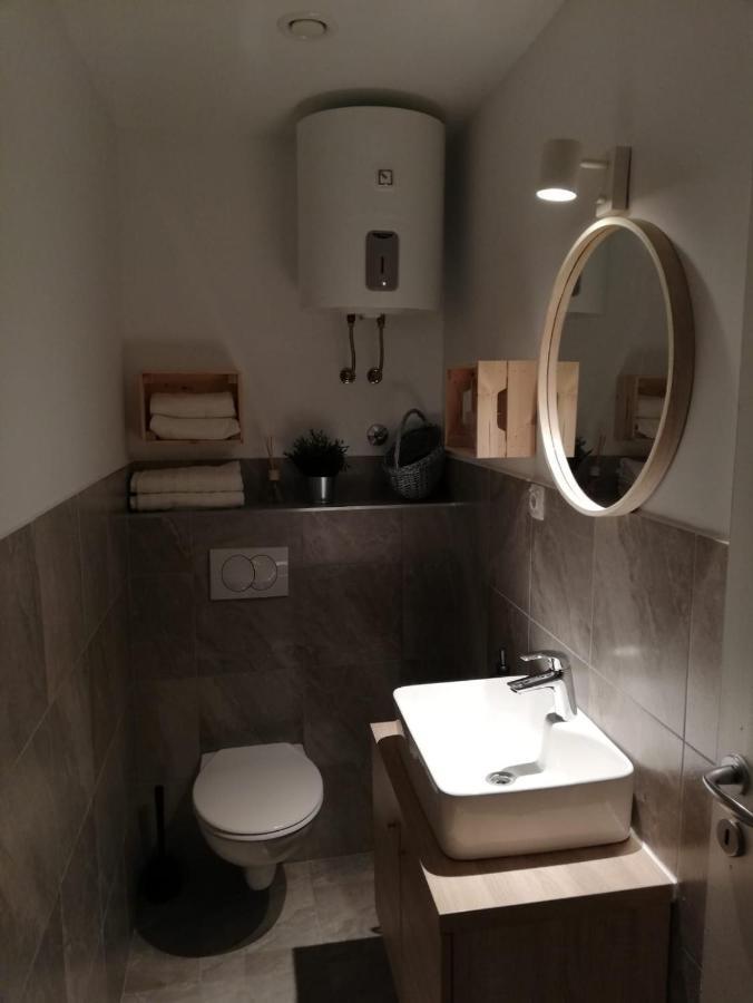 Ferienwohnung Studio apartman Fleiss Samobor Exterior foto